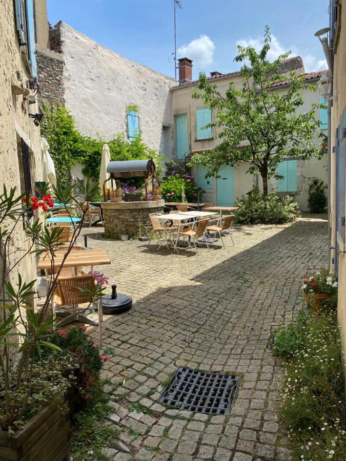 Medieval Magic Vouvant Exterior foto