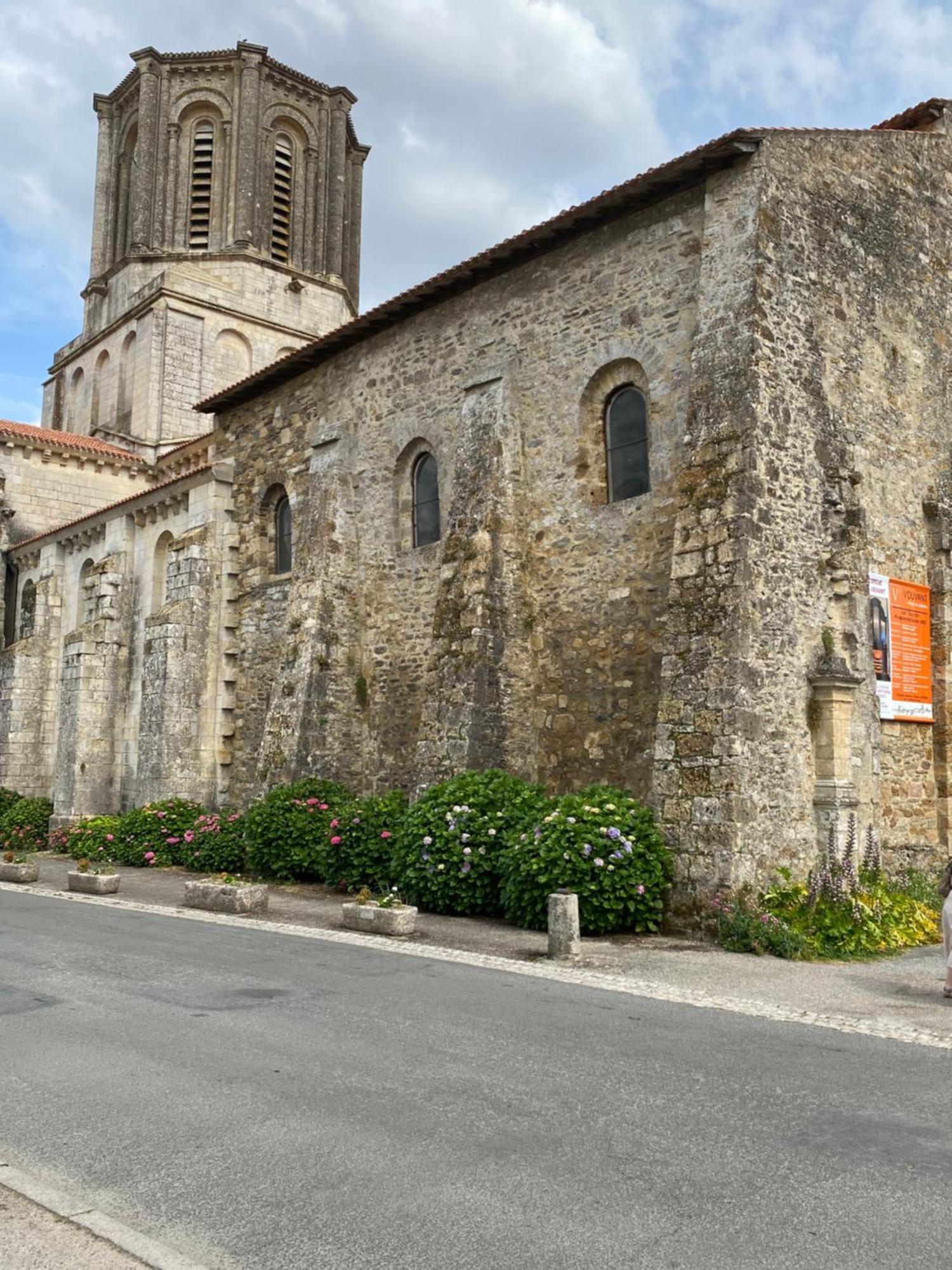 Medieval Magic Vouvant Exterior foto